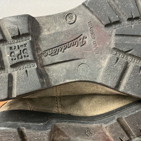 Blundstone Brown Chukka Boots - Picture 11 of 11